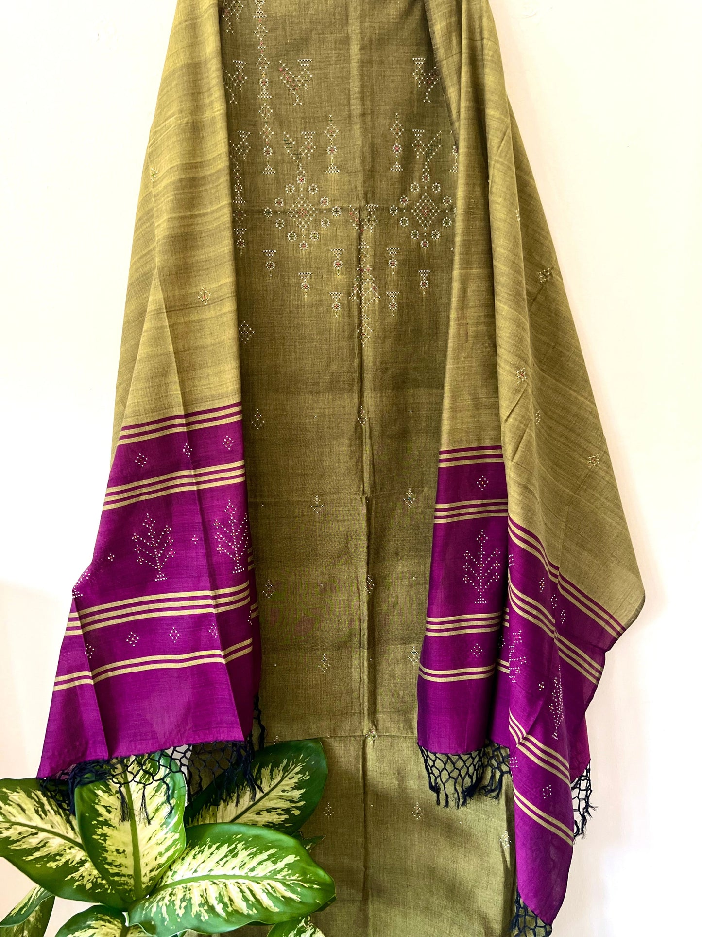 Handloom Tangaliya Weaves - Blossoms