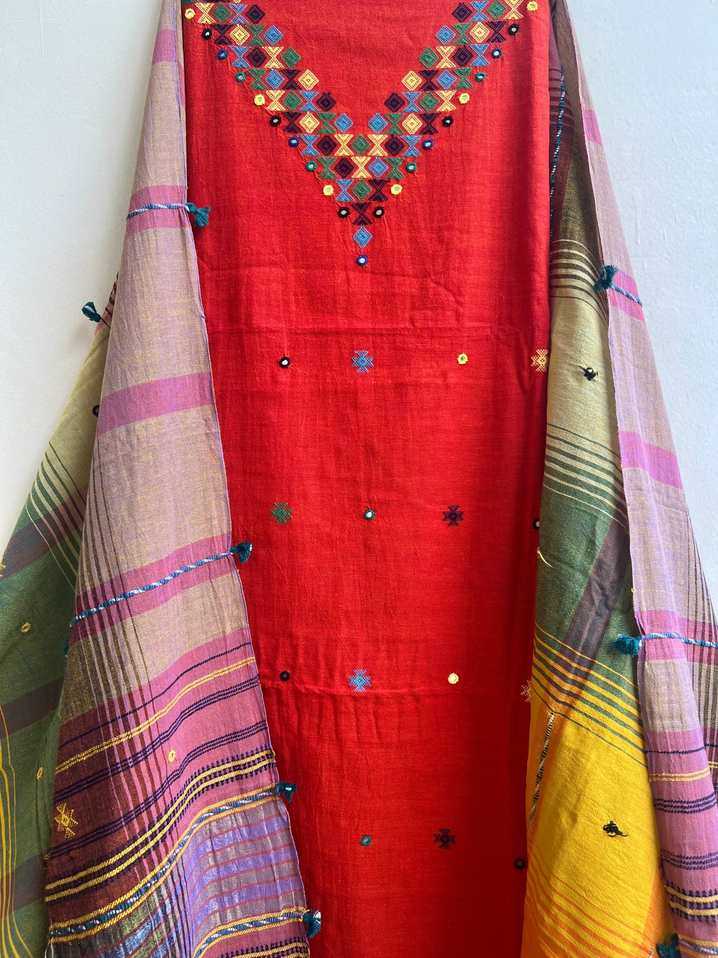 Handloom Bhujodi Kala Cotton Suit- Fame Temptations