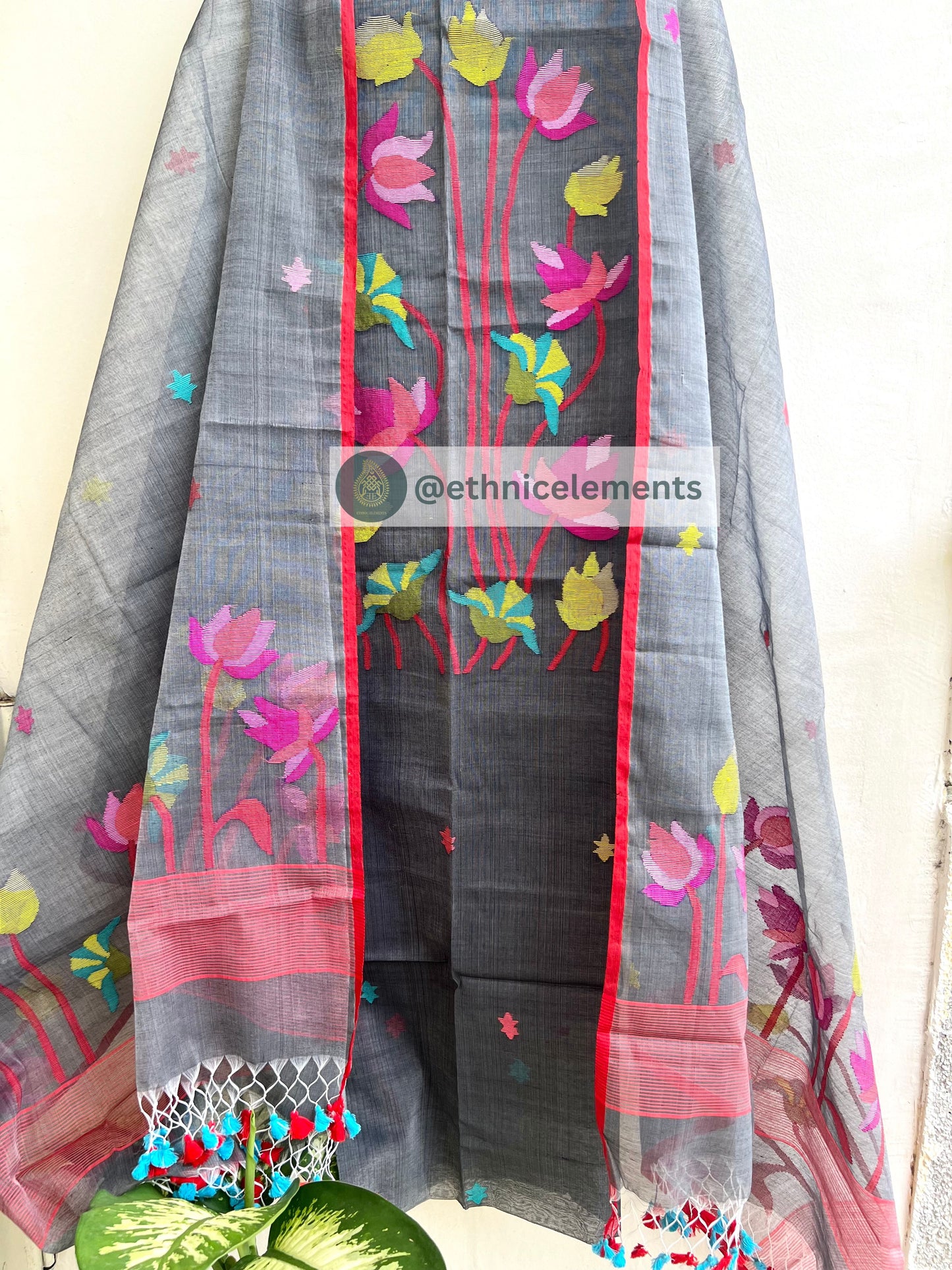 Muslin Jamdani Suit Set- Pichwai Themed- Over The Moon