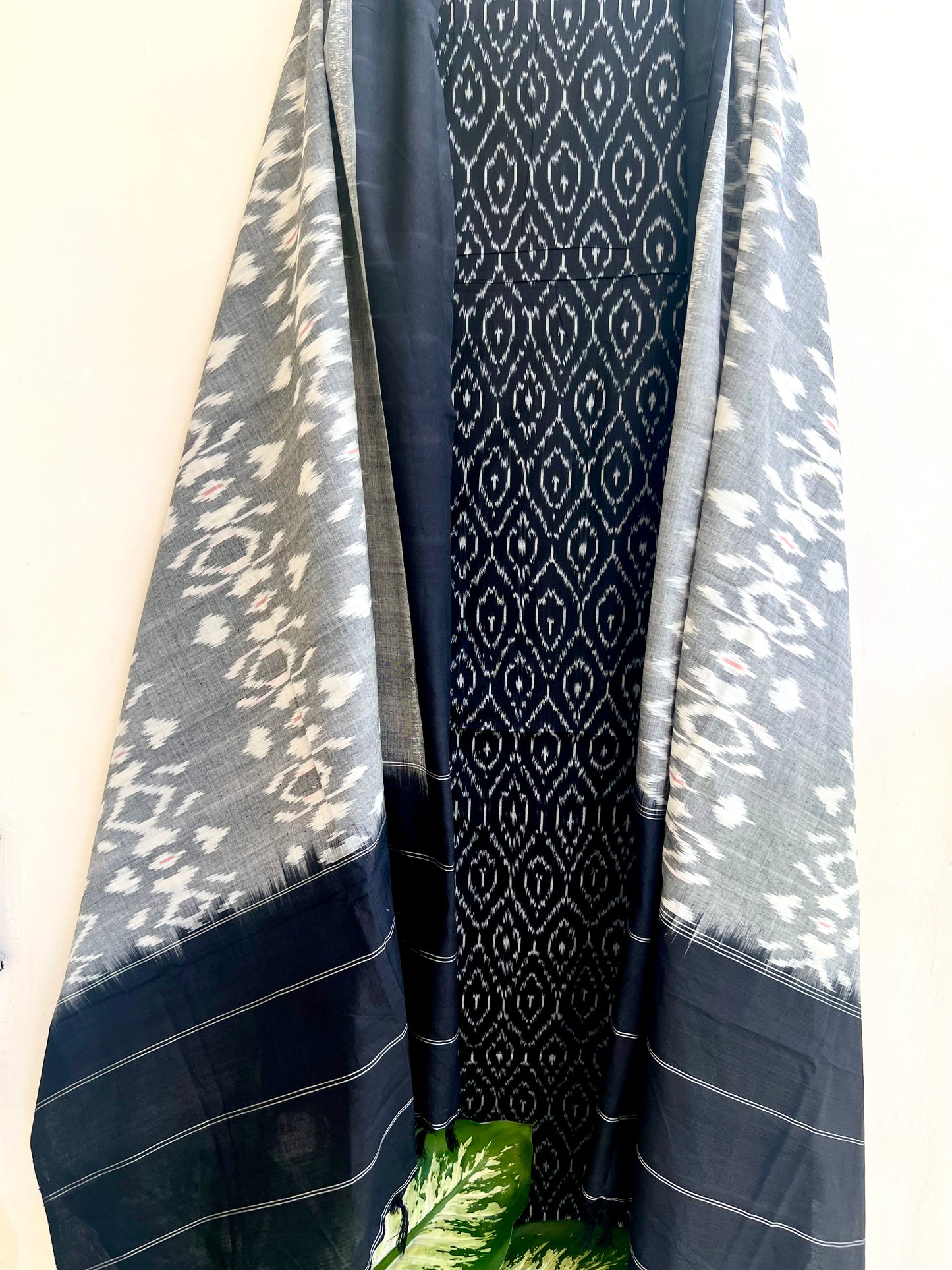 Woven Ikkat 3-Pcs Suit Set- Design - 7