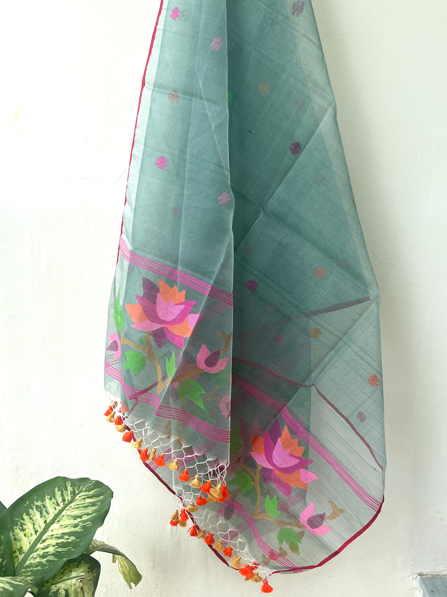 Muslin Jamdani Dupatta 25