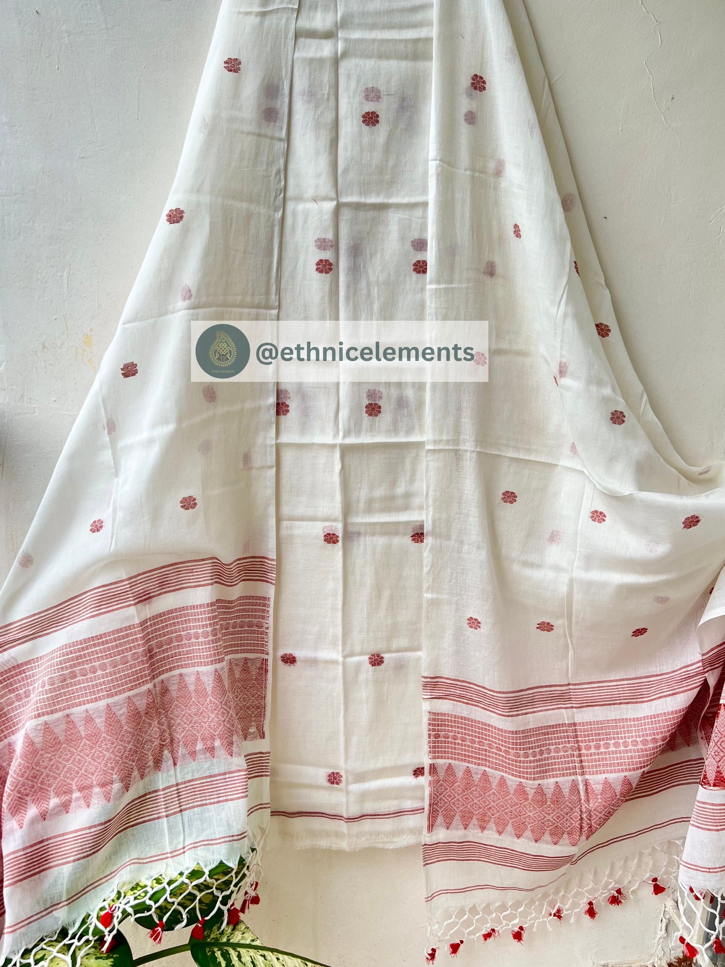 Jacquard Jamdani Cotton Suit Set - 3