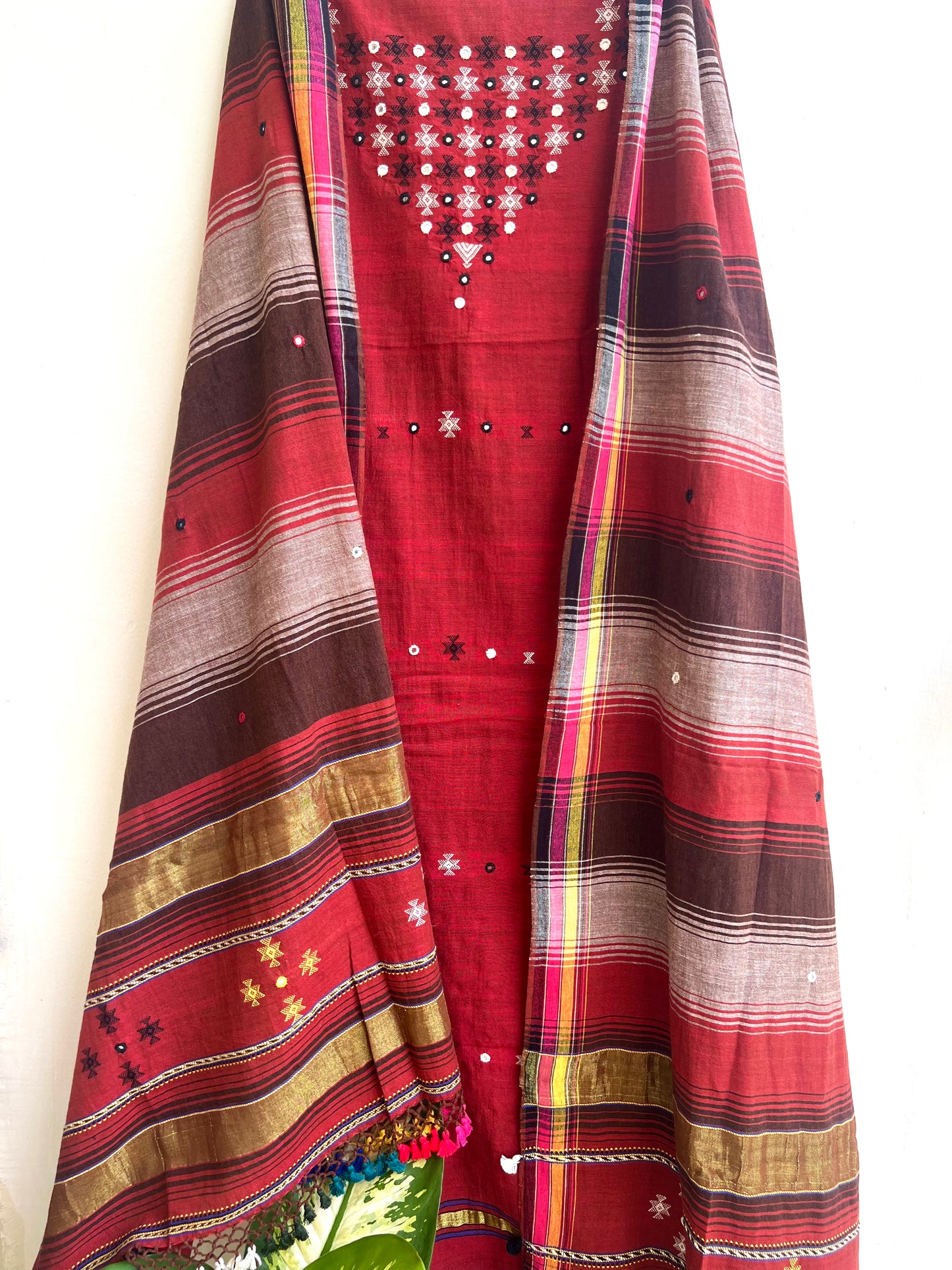 Handloom Bhujodi Kala Cotton Suit- Make Him Smile