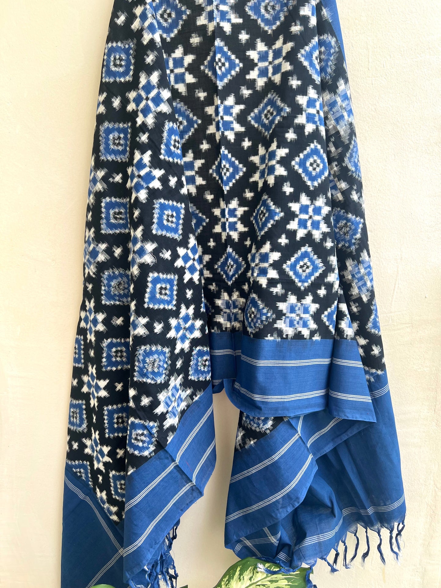 Woven Telia Remal Ikkat Suit Set- Design 3