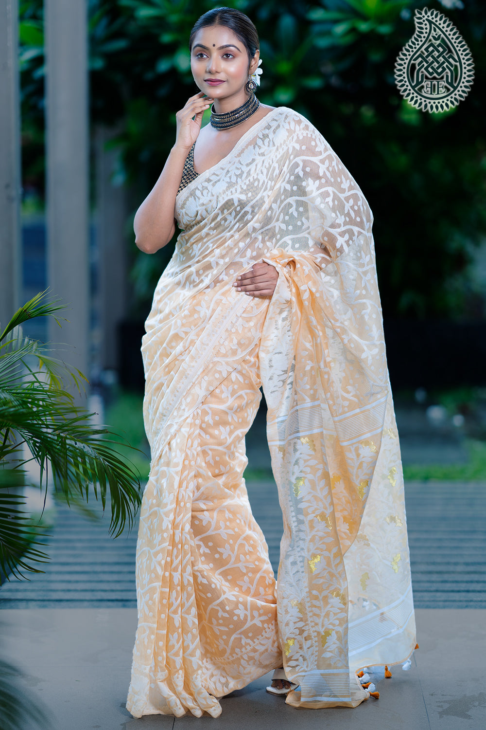 Jamdani Jacquard Cotton Saree - Live Simply