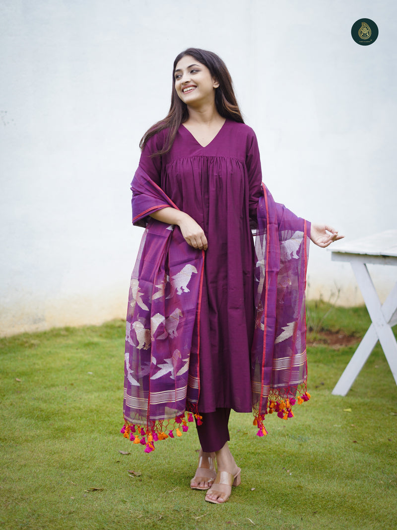 Mauve Silk Kurta & Bottom Suit ( 3 Piece Set )