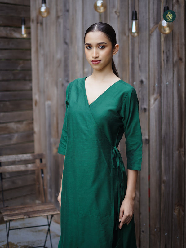 Emerald Green Silk Kurta & Bottom Suit ( 2 Piece Set )