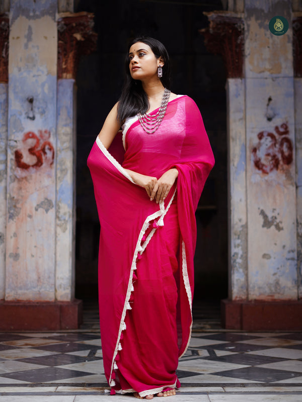 Classic Red Saadgi Mul Cotton Solid Saree