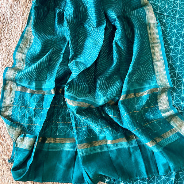 Nui Shibori Maheswari Silk Suit - Allure