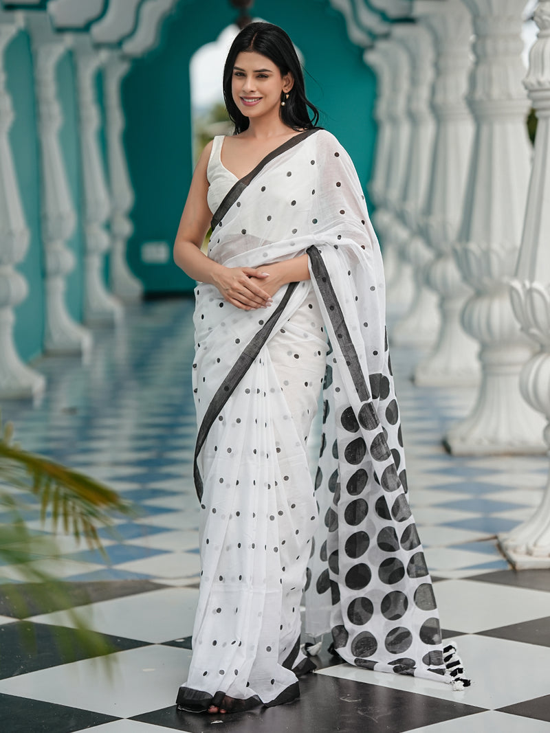 Mul Cotton Saree With Polka Dots - Mono Black
