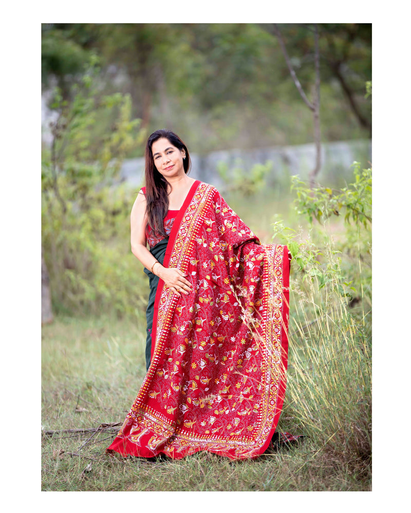 Woolen Handcrafted Kantha Shawl - Bright Red
