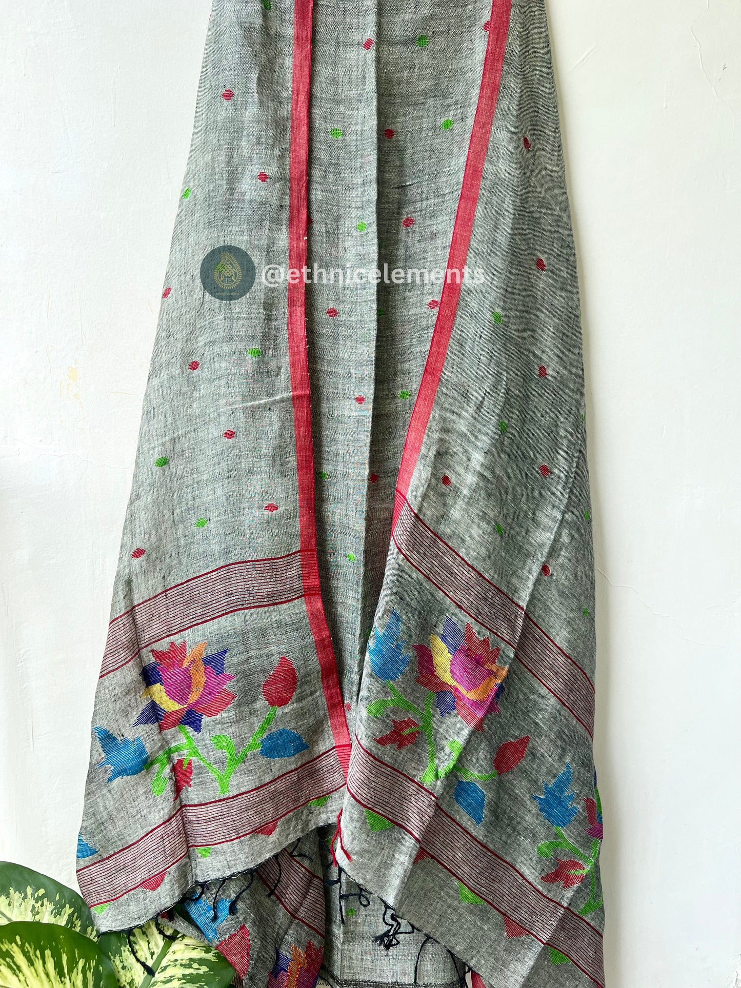 Hand Woven Linen Jamdani Suit Set- Mirage