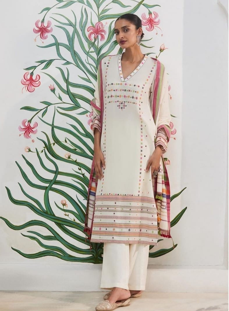 Handloom Bhujodi Kala Cotton Suit- Lost In Thoughts