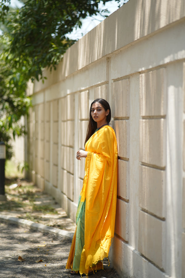 Khadi Mul Cotton Saree - Love Struck